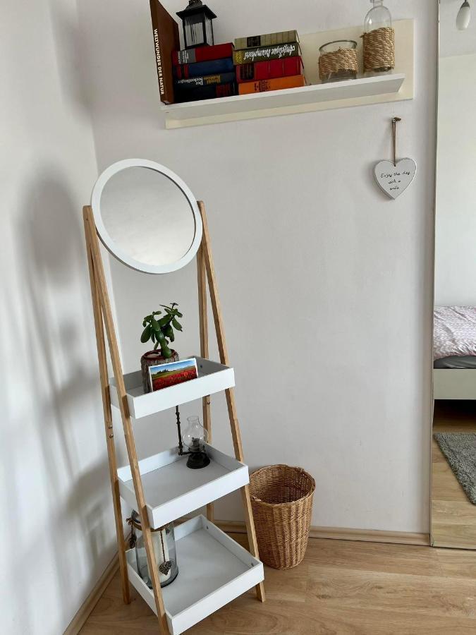 Doppelbett Zimmer Mit Gemeinschaftbad Borgholzhausen Luaran gambar